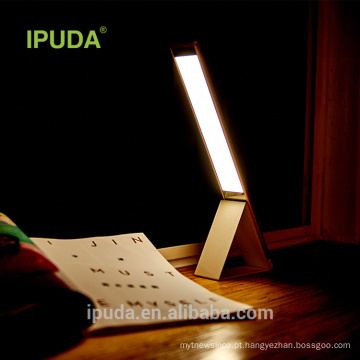Lâmpada de mesa mais barata da IPUDA Lâmpada de mesa LED Lâmpada de mesa economizadora de energia